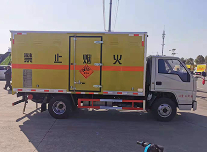 洛川爆破器材运输车